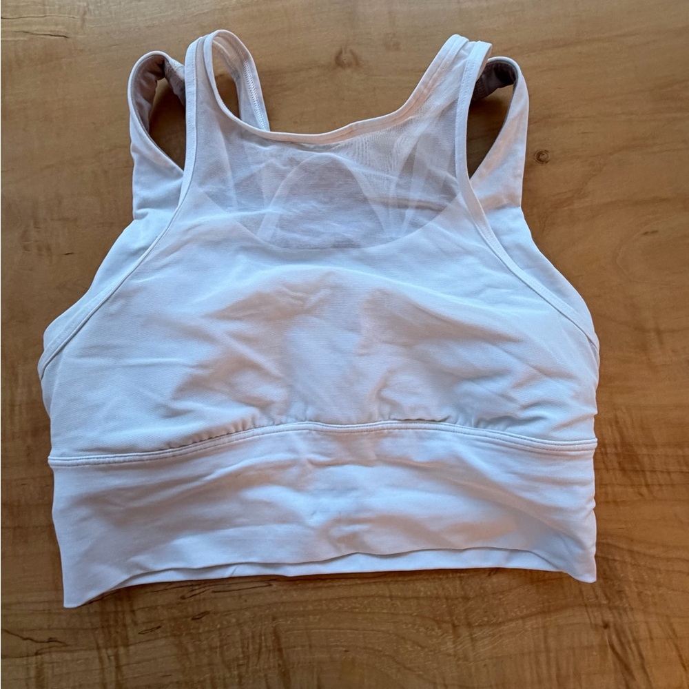Lululemon White Women's Sports Bra/Crop Top with mesh- size 6
